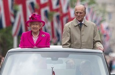 Phu quân nữ hoàng Elizabeth II lui về “ở ẩn”