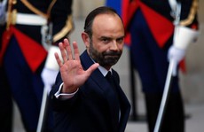 Tại sao Tổng thống Pháp bổ nhiệm thủ tướng ngoại đảng?