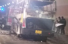 Tài xế xe buýt Trung Quốc phóng hỏa giết 13 người