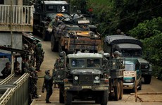 Philippines: Phiến quân chặt đầu dân thường?