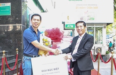 OCB trao ô tô cho khách hàng 21 năm gắn kết