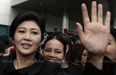Bà Yingluck bị thu hồi hộ chiếu