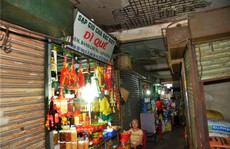 Chợ ế ẩm, xuống cấp