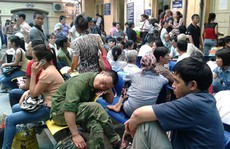 Bác sĩ không phải là 'cỗ máy' khám bệnh