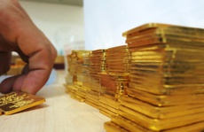 Giá USD và vàng biến động sau khi Mỹ tăng lãi suất USD