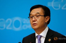 Vì sao bộ trưởng Trung Quốc đột ngột hoãn thăm Philippines?