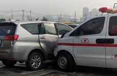 Xe cứu thương tông ngang hông ô tô 7 chỗ ở Sài Gòn