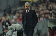 HLV Wenger: Arsenal sụp đổ tinh thần trước Bayern