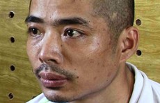 Dí dao vào cổ tài xế, cướp taxi trong đêm