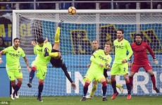 Xem Murillo lập 'siêu phẩm', Inter vào tứ kết Cúp Ý