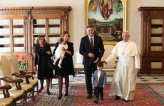 Quý tử của thủ tướng Croatia 'đại náo' cuộc gặp Giáo hoàng Francis