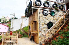 Những ngôi nhà đẹp như cổ tích giữa sương mù Đà Lạt