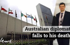 Chứng minh sự trong sạch, nhà ngoại giao Úc chết thảm
