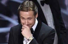 Ryan Gosling giải thích 'nụ cười khó hiểu' tại Oscar