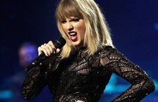 Taylor Swift giữa khen tặng và chỉ trích