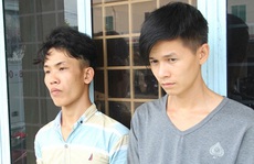 Mang dao từ Tiền Giang đến An Giang đòi nợ thuê