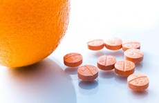 Vitamin C góp phần chữa ung thư