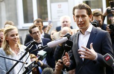 Nước Áo chờ người 'xốc lại' chính trị