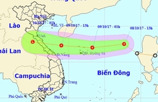 Áp thấp nhiệt đới lao “phi mã”, miền Trung đối mặt mưa lớn