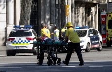 Lao xe, bắt con tin ở Barcelona, 13 người chết