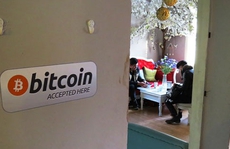 Bitcoin tiến sát 14.000 USD, lên đỉnh 17 tháng