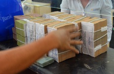 Nợ xấu ngân hàng vẫn còn nan giải