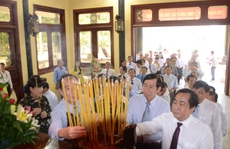 Bác Tôn - tấm gương ngời sáng