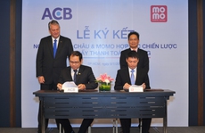 ACB bắt tay với MoMo thúc đẩy thanh toán di động