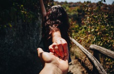 Những sai lầm về tình yêu mà rất nhiều cô gái mắc phải