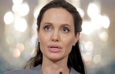 Angelina Jolie chỉ trích Donald Trump, kêu gọi từ bi