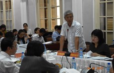Họp nhiều, vì sao?