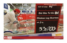 Thịt lợn, thịt gà siêu rẻ vẫn tràn về Việt Nam