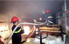 Đà Nẵng: Hai ngày xảy ra 2 vụ cháy thiêu rụi 2 ô tô