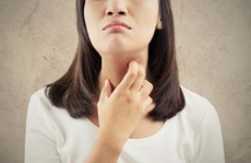 Ngứa họng: Nguyên nhân và trị liệu