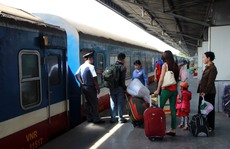 Bán 300.000 vé tàu Tết từ ngày 15-10