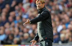 Klopp chê hàng thủ Liverpool sau trận thua Tottenham