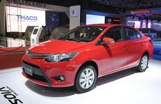 Chiếc ô tô đầu tiên - giấc mơ mòn mỏi của người Việt
