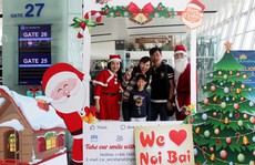 Ngạc nhiên  với không khí Giáng sinh ở sân bay Nội Bài