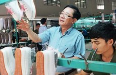 Người 'vẽ bản đồ' thương hiệu giày Việt trên thế giới