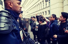 Pháp: Cảnh sát, người gốc Hoa tiếp tục đụng độ