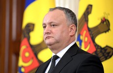 Moldova: Bộ Ngoại giao trục xuất quan chức Nga, Tổng thống nổi giận