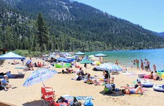 Tahoe – hồ nước 2 triệu năm tuổi ở Mỹ