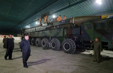 Mỹ: Triều Tiên “âm thầm” chuyển tên lửa trên biển