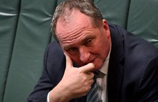 Cơn lốc 'hai quốc tịch' quét tới phó thủ tướng Úc