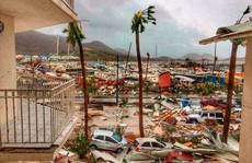 Hàng loạt biệt thự của ông Donald Trump “hứng” bão Irma?