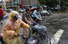'Né' Trung Quốc, bão Talim gây mưa lớn nhất 50 năm ở Nhật Bản