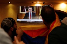 Lãnh đạo Catalonia quyết liệt, vua Tây Ban Nha hết nín nhịn nổi