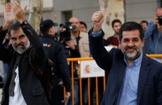Tây Ban Nha giam giữ các lãnh đạo phong trào độc lập Catalonia
