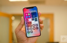 Người Việt làm việc nửa năm mới đủ tiền mua iPhone X