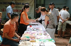 Chợ đá quý 'độc nhất vô nhị' ở Hà Nội